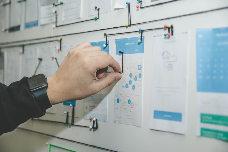 Empowering leaders with practical strategy and market intelligence